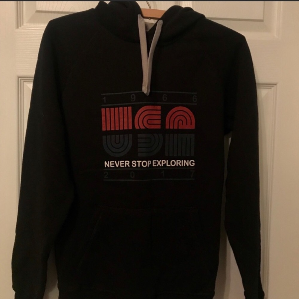 The North Face Women's S Black Hoodie Sweatshirt